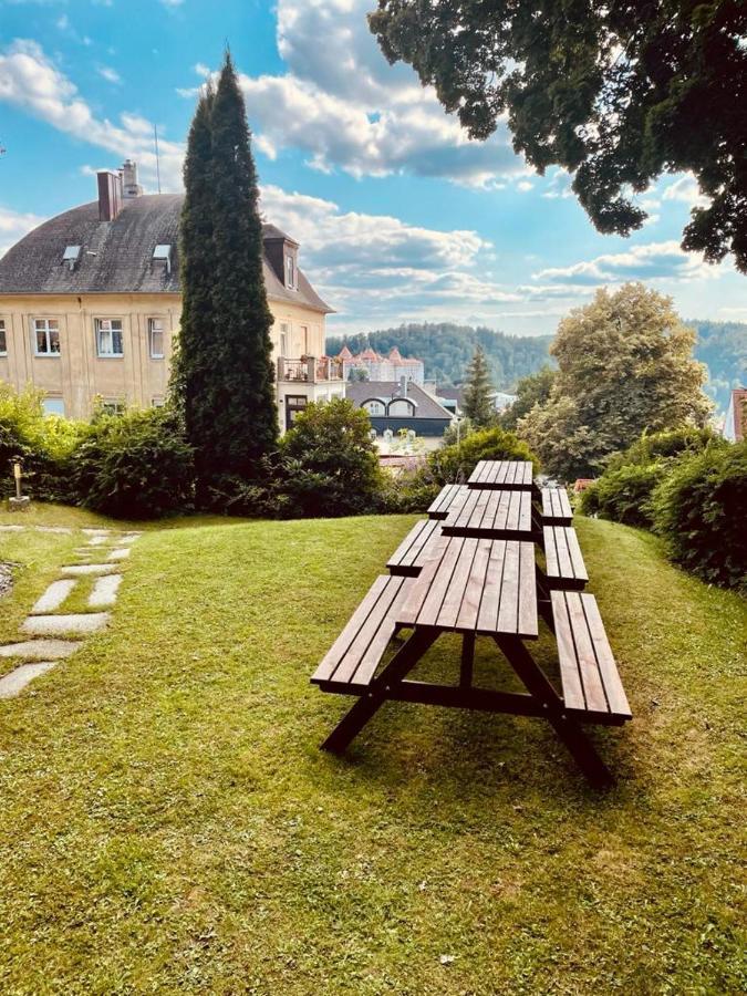 Pension Family Karlovy Vary Exterior photo